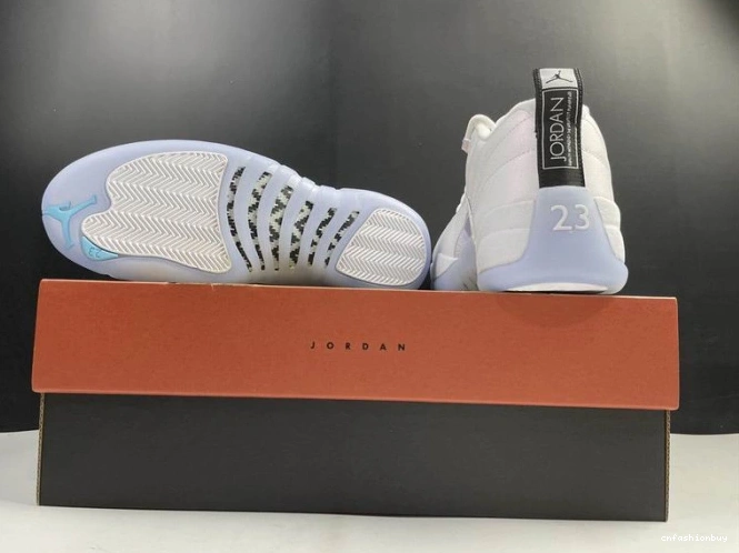 JORDAN RETRO AIR LOW EASTER DB0733-190 12 (2021) 1117